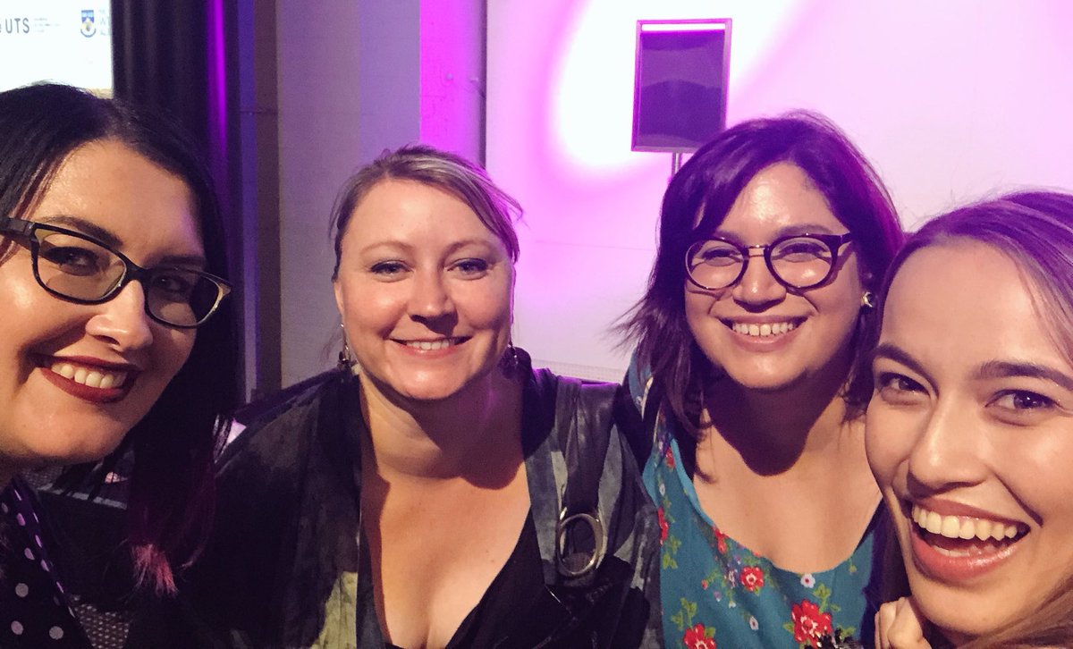 Some top science ladies! Missed you all in 2020.

⁦@synapse101⁩ - rocking food, nutrition &amp; genetics!

⁦<a href="/nural_c/">Dr Nural Cokcetin</a>⁩ - all about the Australian honey &amp; it’s great impacts on your health &amp; gut

⁦<a href="/naomikohbelic/">Naomi Koh Belic</a>⁩ - insta queen! Plus stem cell guru.

#WomenInSTEM