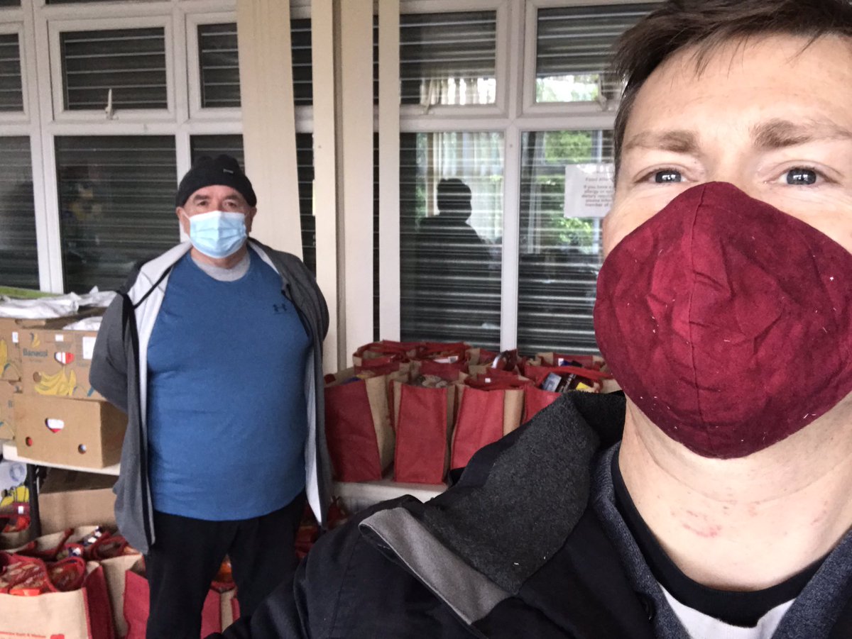 With my glamorous assistant Brian delivering the last few <a href="/port_hands/">Ellesmere Port & Neston Helping Hands</a> Xmas hampers