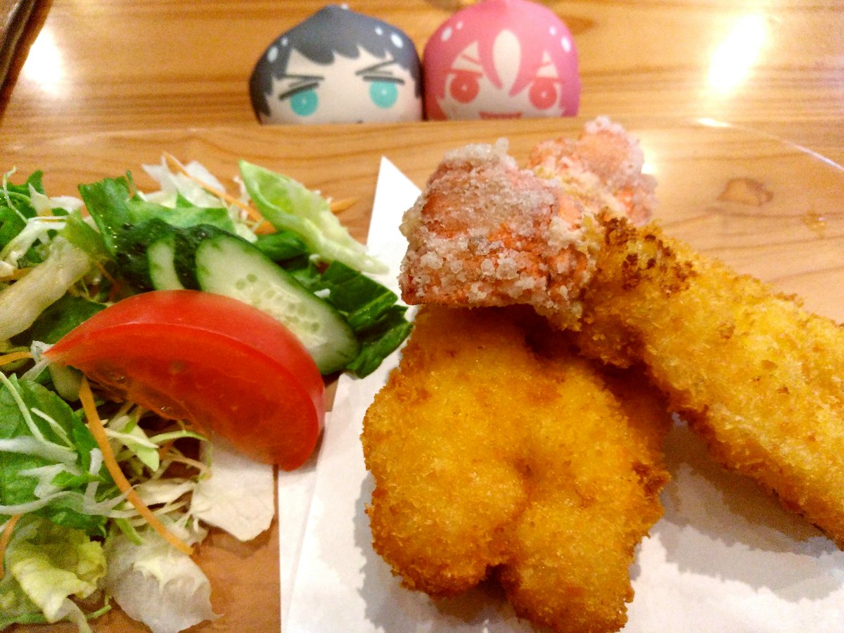 N川 神宮の落雁も無事ゲット 落雁を作っている藤屋窓月堂の 常若 ネーミングが一番 伊勢神宮らしい気がする へんば餅と二軒茶屋餅も伊勢茶と一緒に頂きます
