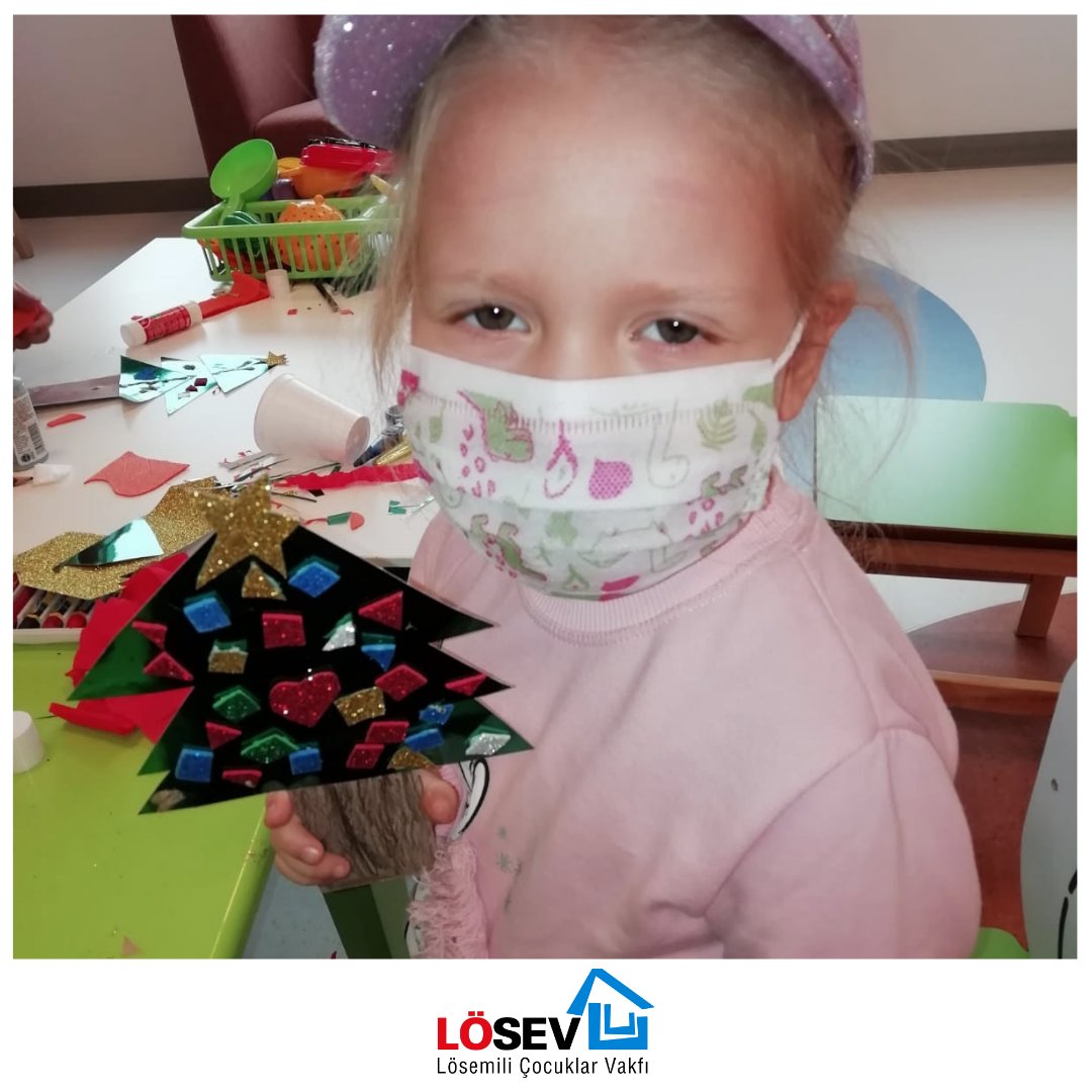 Yeni yıla hazırlanan Lösanteli miniklerimiz, onlar için söyleyeceğiniz güzel dilekleri merak ediyor🤗