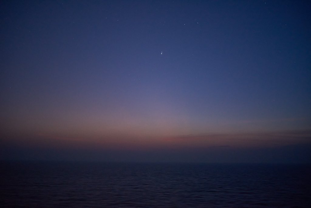 Superasturianu's tweet photo. Conjunción Júpiter y Saturno 21-Dic-2020
#Conjunction2020 #ConjuncionJupiterSaturno #conjuncion https://t.co/Q50Xui5Doq