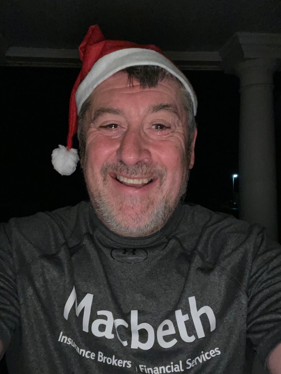 MacbethInsure's tweet photo. Tony managed to complete his @ReadingSantaRun this morning, in the dark, in his Macbeth t-shirt! I guess you don't need hi-vis if you're only running to the end of your drive and back!! ;) Well done Tony, great effort as usual. #longdriveway #badsanta #ReadingSantaRun https://t.co/O79DZG2SPI