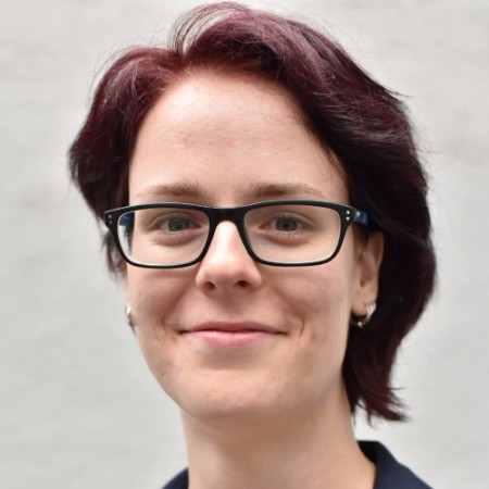  #LabRetrospective for Katinka van Dongen. She did her Masters thesis with  @jldvib on  #IL2 and  #Tregs, precursor work to our new cytokine network story. Went on to work as a lab technician at  @VetmeduniVienna  https://www.biorxiv.org/content/10.1101/2020.12.18.423431v1