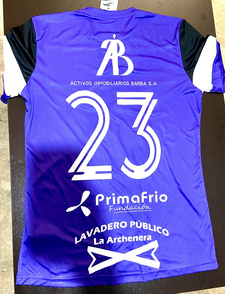 EspinardoCF1's tweet photo. ⚫️COMENZAMOS NUEVA TEMPORADA⚫️

🔴NUEVAS EQUIPACIONES @JomaSport Y NUESTROS PATROCINADORES🔴

🔝Gracias siempre por su apoyo🔝

🔺 AIB: ACTIVOS INMOBILIARIOS BARBA
🔺 PRIMAFRIO @PrimafrioSL 
🔺 SEGURA TROQUELADOS
🔺LAVADERO PUBLICO LA ARCHENERA @lavaderopublico https://t.co/PVKJ10Tenm