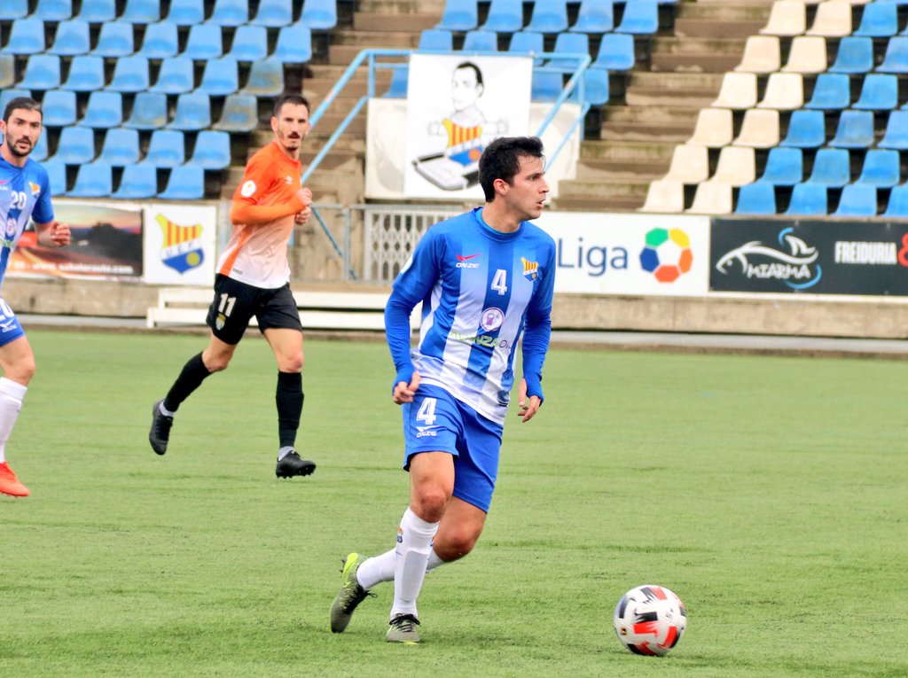 🔙 Contra el Peralada vam tornar a comptar amb <a href="/marc1990medina/">MarcM⚽️</a> i <a href="/Uriayala6/">Oriol Ayala</a> després de perdre's els darrers partits per lesió, i <a href="/Trevy8/">Carlos Treviño 🇲🇽</a> va disputar el seu primer partit com a titular amb la samarreta del unionista

🙅🏻‍♂️ Recuperant efectius a poc a poc!

#ForçaUnió ⚪🔵
#3div5