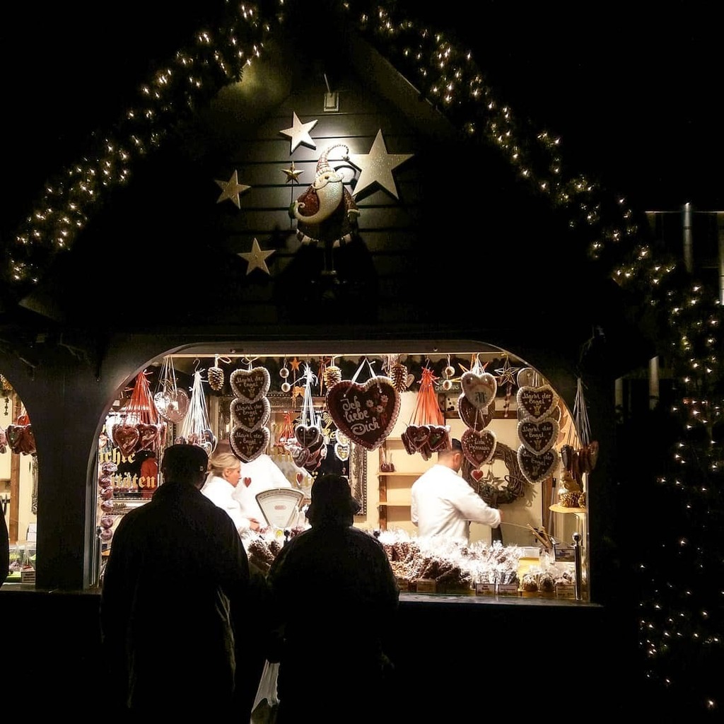 Berco_do_Mundo's tweet photo. PT] Uma breve mensagem para desejar a todos um Feliz Natal. Estarei offline nos próximos dias. É tempo de família.

EN] A short stop on IG to wish you all a Merry Christmas, since I will be offline for the next days. It's family time

#obercodomundo #abv… https://t.co/5Wd6kHTxoW https://t.co/7h6GfEDzLL