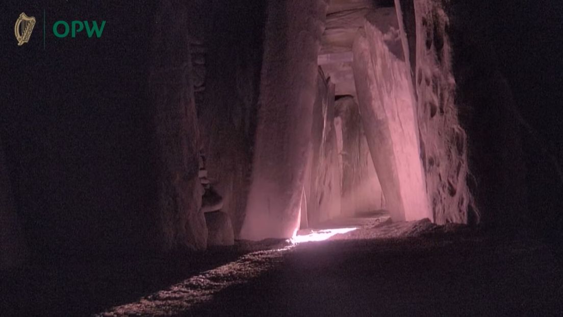 opwireland's tweet photo. Fantastic closure to our live streaming broadcast  

Thanks for joining us over the last 3 days and we hope you have enjoyed the wonderful phenomenon of the Winter Solstice at Newgrange. 

As Clare said 'Lets look forward to brighter days and all good things to come' #Solstice https://t.co/9XHCenFk5N