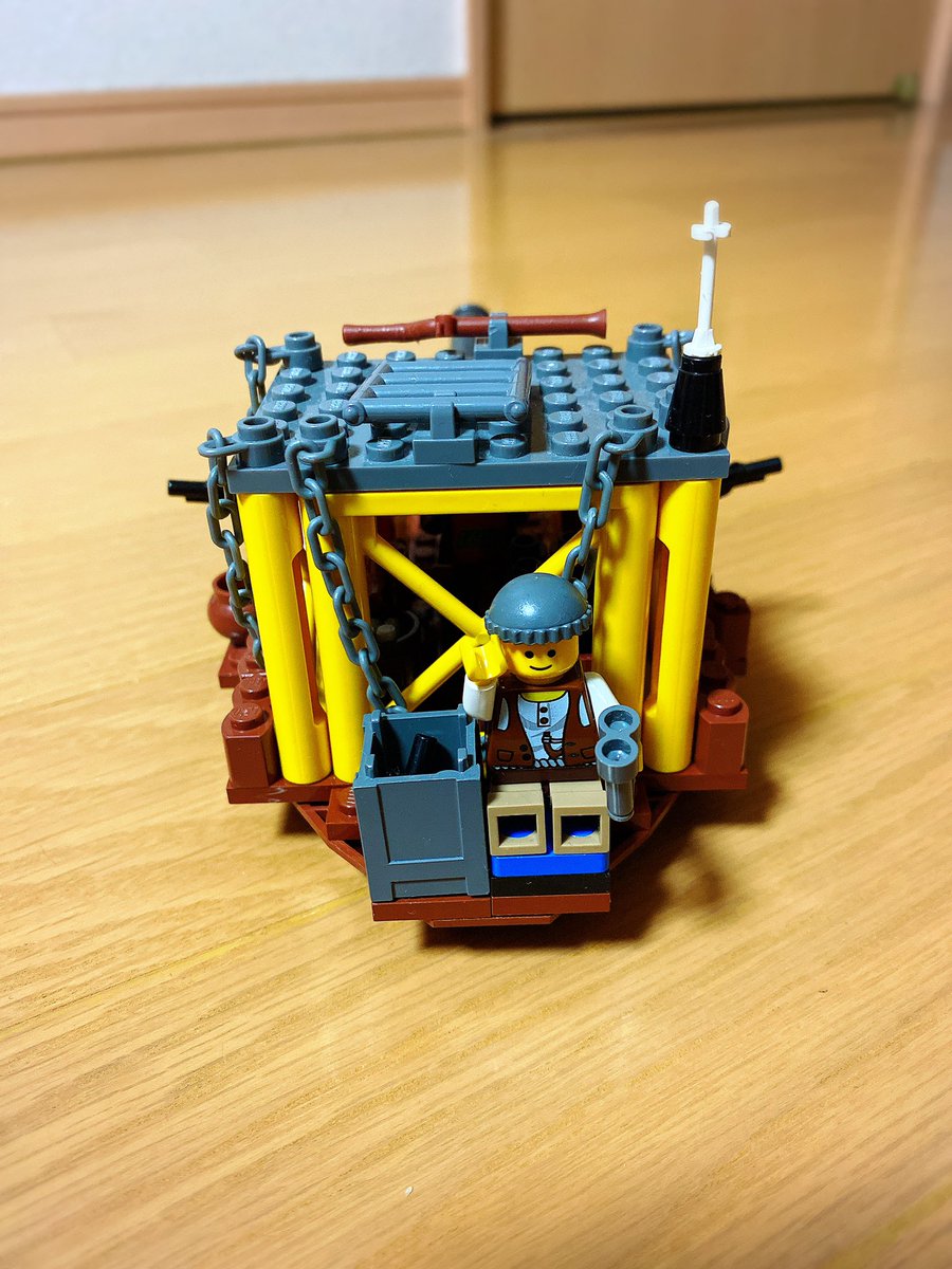 Kouchanman7's tweet photo. 海軍の小舟〈輸送船〉
#Twitterこどもレゴ部
#自由作品   #LEGO https://t.co/9MBT49Fby0