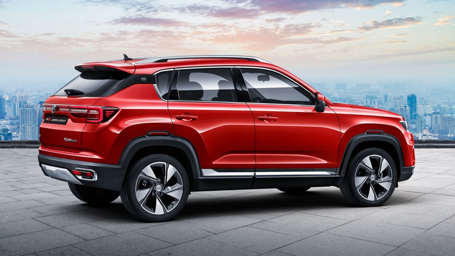 MotoringTodayPH's tweet photo. @ChanganPhil says the CS35 Plus is a subcompact SUV that is engineered to keep you connected when it comes to style and adventure. https://t.co/UjtGWVTMn1

#MotoringToday #MotoringTodayPH https://t.co/XNbb860oR9