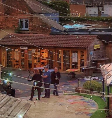 sazzles1410's tweet image. I picked up the keys yesterday to what is now the new home of Too Tall Teaching and GCHQ. I’m overwhelmed by the messages. Excited for the opening? Watch out #Kettering A brand new teaching style is coming your way and it’s going to be a vibe! #transformationalteaching