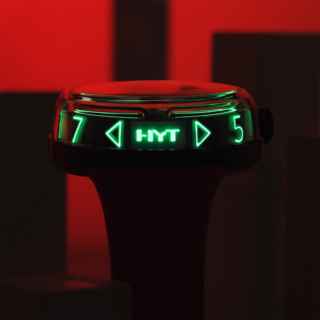 HYTWatches's tweet photo. FLUIDITY LOOKS TO BE HERE TO STAY.
#timeisfluid #hytwatches https://t.co/k99Iz0RNIe
