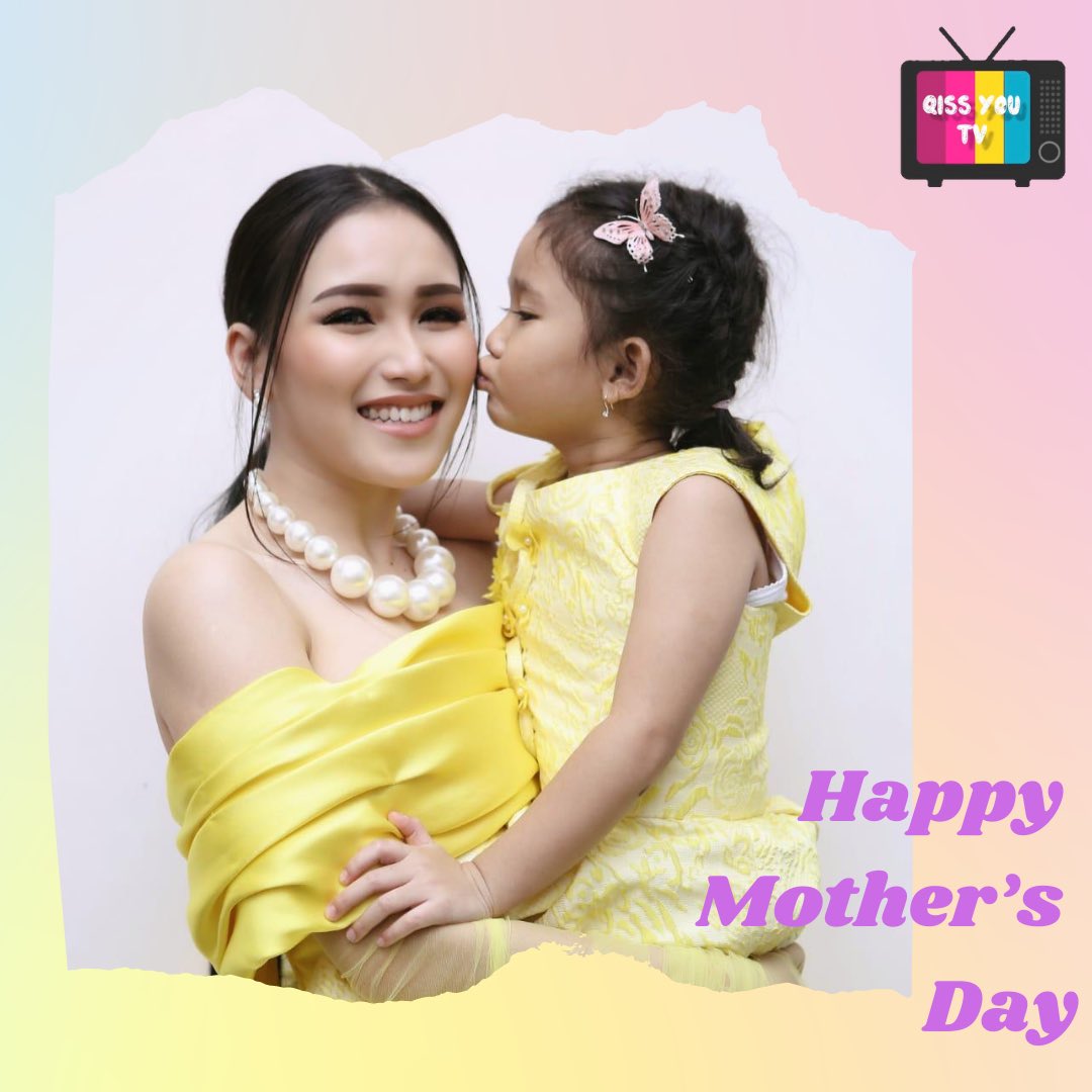 QissyouTV's tweet photo. Kasih sayangmu sepanjang masa.
Selamat Hari Ibu bunda @aytingnew92 💖 

#SelamatHariIbu
#HariIbu
#QissYouTV https://t.co/nSkxdzALLP