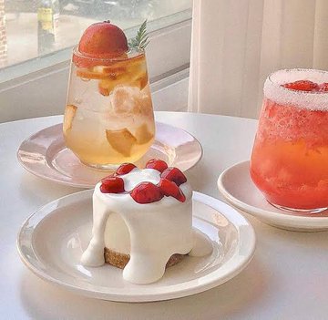 ❀ weight loss plateaus can last from a week to even months at a time. they can honestly get really frustrating and make you feel worse the longer you're stuck in one so here's some tips to get out of one ♡︎