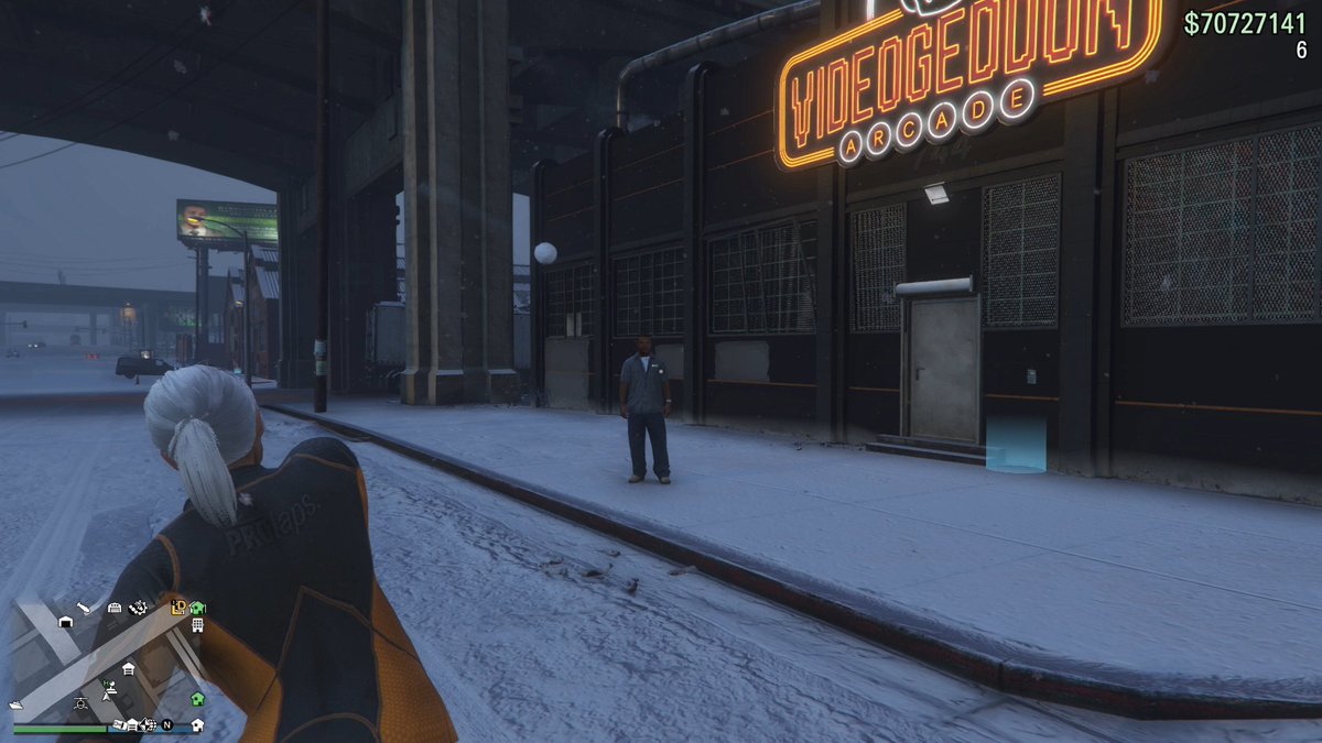 まだらのgame Ch Gta5 本日の週アップデートからロスサントスは雪合戦の時期に入りました カヨペリコはまだ降ってませんが 恐らくカヨペリコも降るはずです Gta5 Gtaオンライン