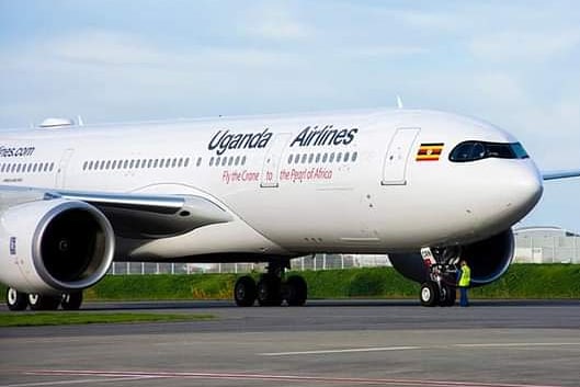 LegendsEventsUg's tweet photo. #UgandaAirlines' A330neo airbus is here. The aircraft offers:
💰Unbeatable economics
🌍Excellent range versatility
💺Superior comfort
#A330neo #Uganda #UgandaAirlines'
#LegendsEvents https://t.co/a6rjvJ0UBj