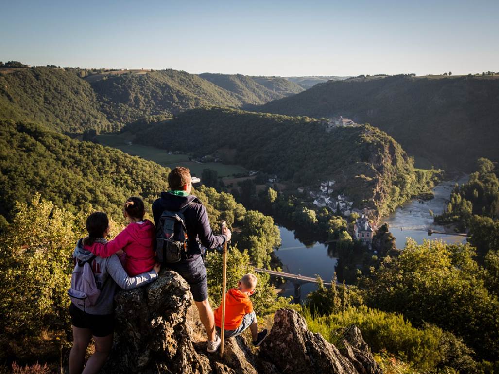 VoyageOccitanie's tweet photo. 🌿 En Occitanie, la nature est reine.
Voici une sélection de nos plus belles balades à pied, à vélo, à VTT 👉 https://t.co/KeeINuGxKE https://t.co/gy7ZgGCehf