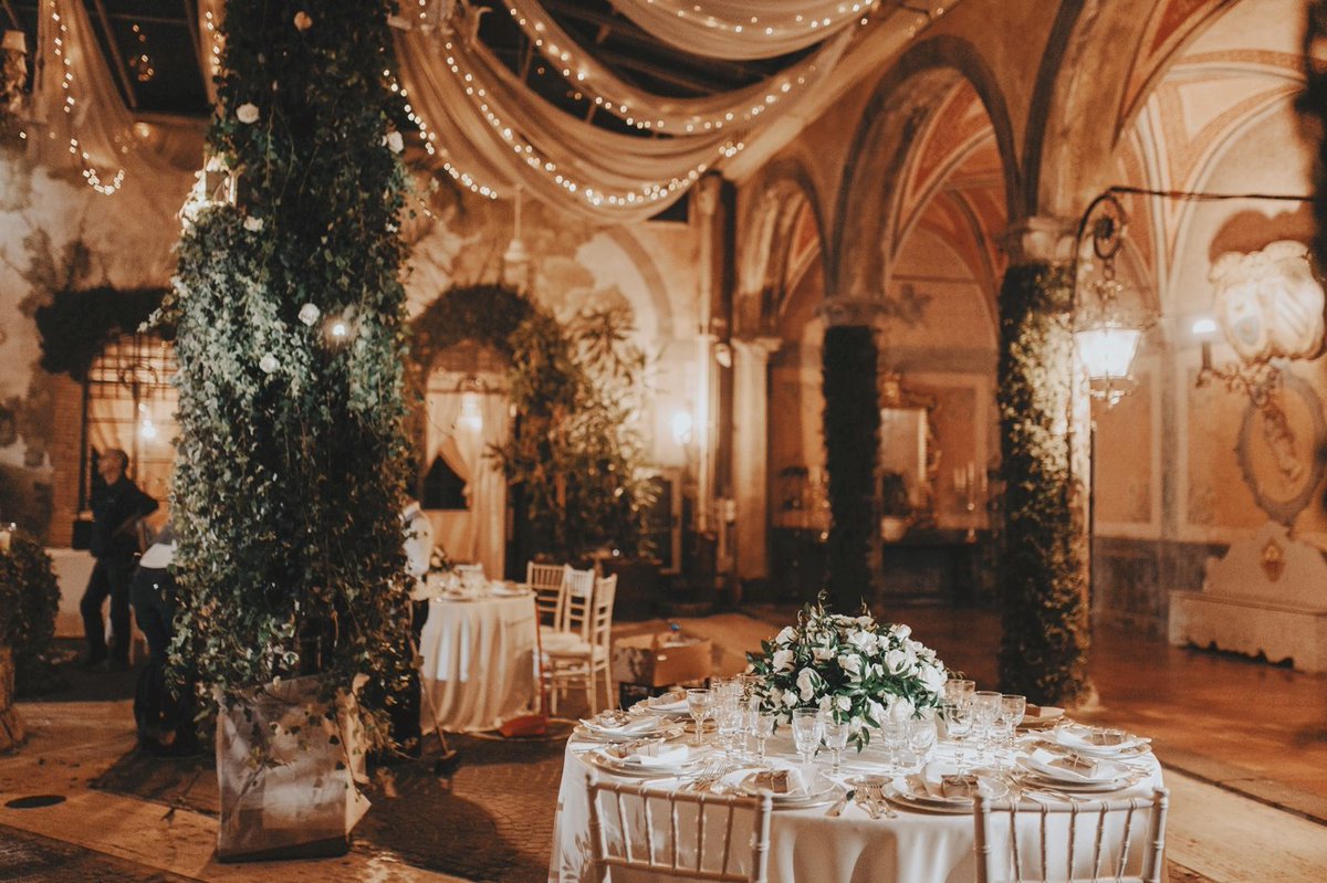 VeraWeddings's tweet photo. Our decorations in Castello Tor Crescanza🤍 https://t.co/ZeTHuR8XVR