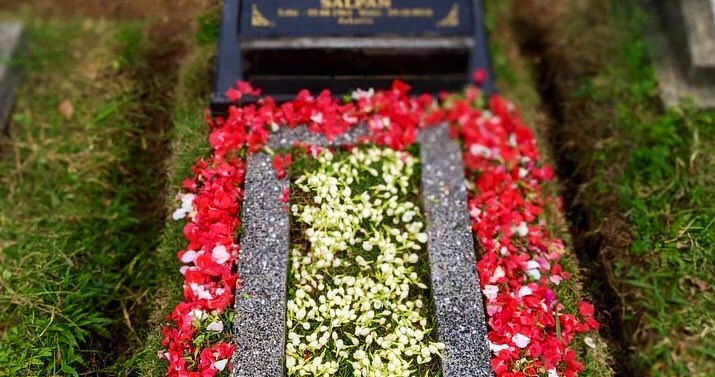 iNatalieCole's tweet photo. Selamat hari Ibu, Ma. https://t.co/1lFB575P1D