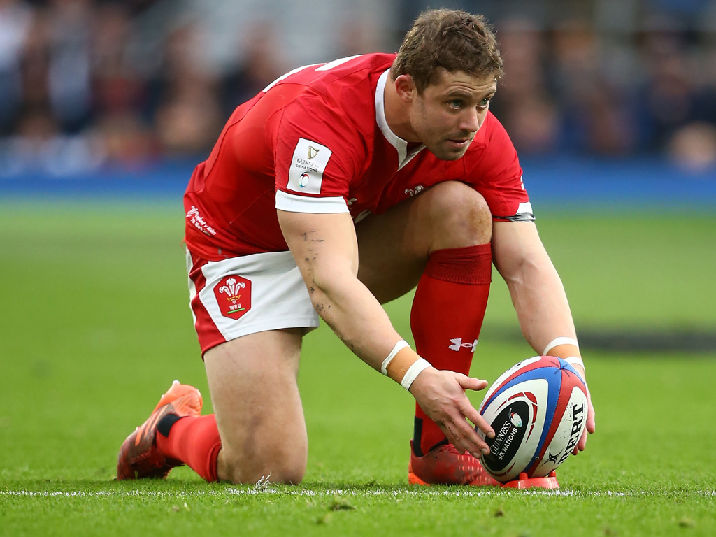  Happy 32nd birthday to Wales and Lions full-back Leigh Halfpenny! 