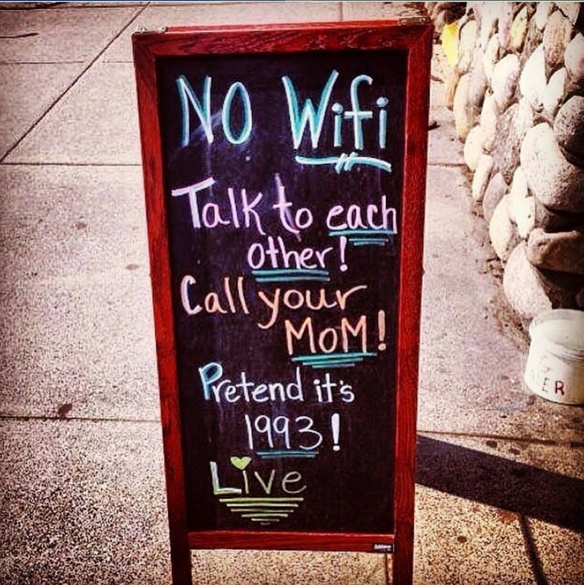 Day 22: Material Christmas gifts are nice, but nothing beats giving someone you care about your time and full attention. Turn off the WIFI or your phone, talk to each other, spend time in nature, be in the here and now, together!😃❤️🎄     

#randomactsofkindness