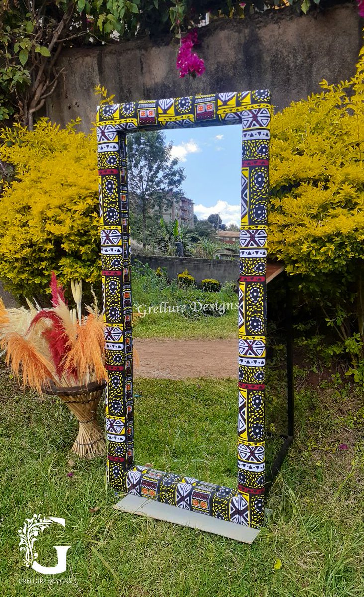 grellure's tweet photo. Whatever happens you're on the perfect side
#IkoKaziKE #DecemberToRemember https://t.co/fBTBm8Efi2