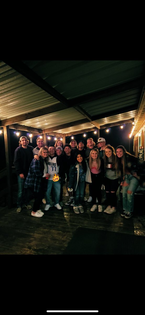 You already know how it is when the homie comes into town....<a href="/chase6_/">Chase</a>