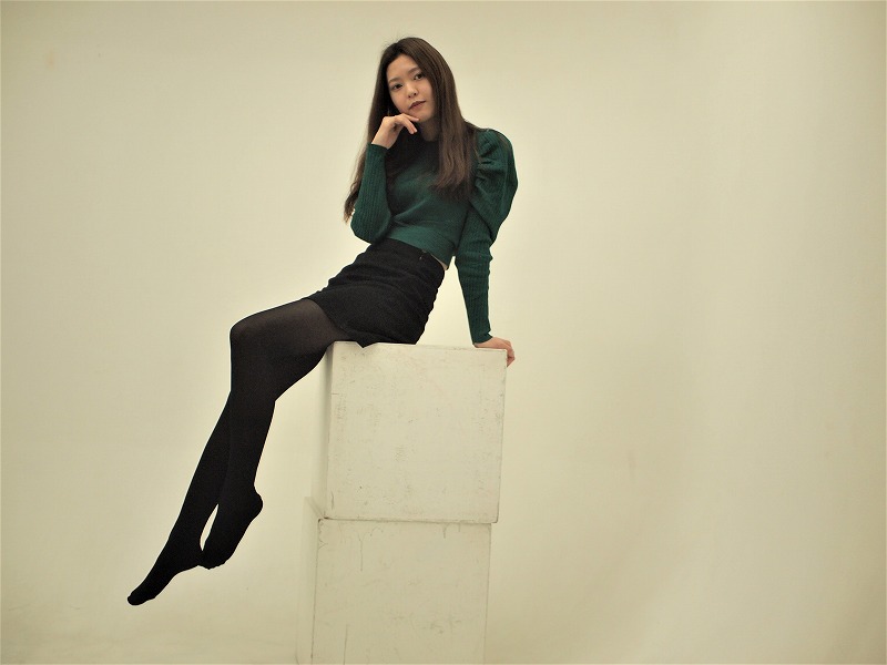 ～今年を振り返って～

model <a href="/suzu_suzu1122/">すず</a>
place cosset池袋
date 2/17

高校時代は何度か撮影していましたが、３年ぶりの再会ですっかり大人っぽい雰囲気に。
身長１７０ｃｍの抜群のスタイルなので引きで撮るとやはり映えます。