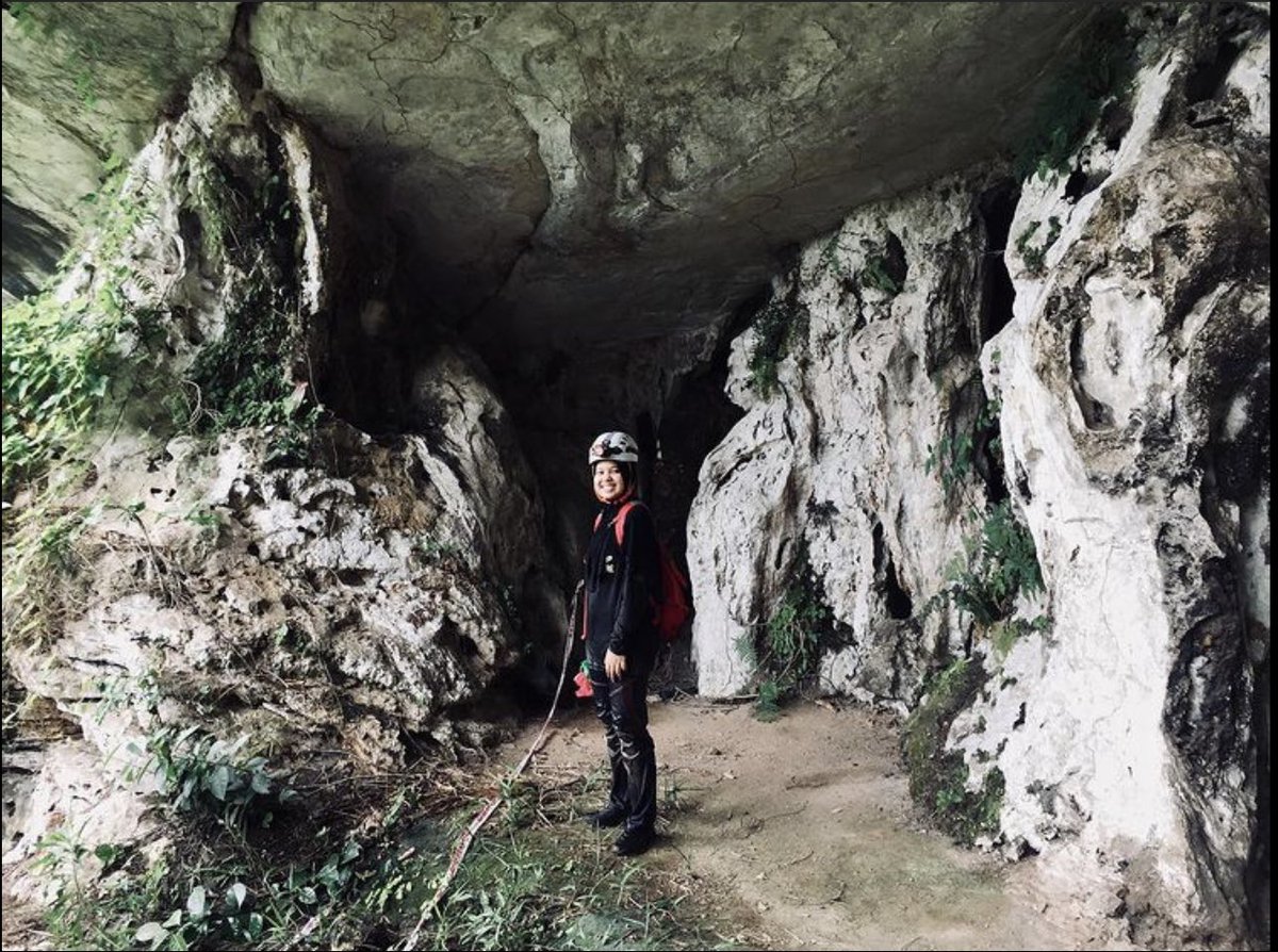 IyliaPuti's tweet photo. Don't be afraid to explore, Let’s go caving !
#O20JRN500 #JOURNERATION #Tourism #cuticutimalaysia #merapoh #pahang #VisitMalaysia
@mrhamz https://t.co/715qUyqVMs