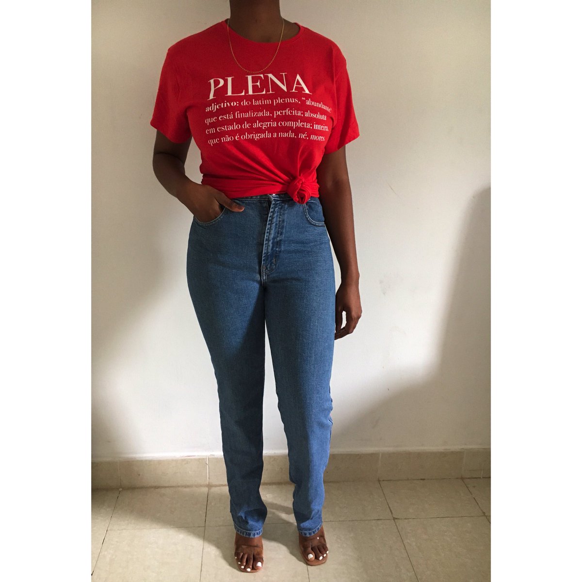 T-shirt disponível 🛍
Tamanho: S
Preço: 6.000 kzs 
Calça disponível 🛍
Tamanho: S
Preço: 8.000 kzs