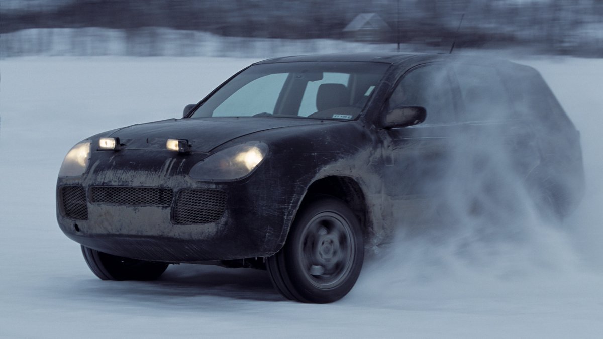 PorscheGB's tweet photo. Countless journeys covered and even more adventures to come. #Porsche presented its first SUV to the world in 2002 and now #Cayenne has reached the one millionth sales mark. 

Discover the history of Cayenne: https://t.co/vXymPBQ4Qp https://t.co/nEz8SK9M9M