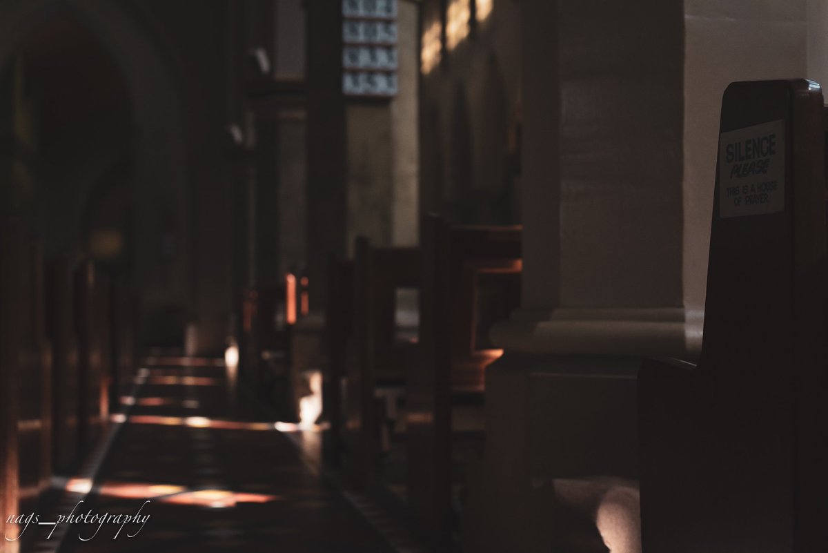 LNaganski's tweet photo. #church
#Silence
#Shadows https://t.co/fGbG3V5frS