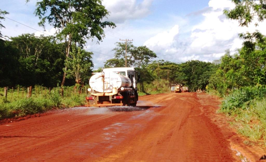 mopcparaguay's tweet photo. 🛣️ Las obras de pavimentación asfáltica del tramo de 47,5 km que conecta las comunidades de Santa Clara, Jhugua Rey y Choré, en #SanPedro, avanzan con el 55% de ejecución.

📌 Esta obra beneficiará a más de 50.000 pobladores de la zona.

#ObrasParaLaGente 🇵🇾 https://t.co/DPWmuP88c8