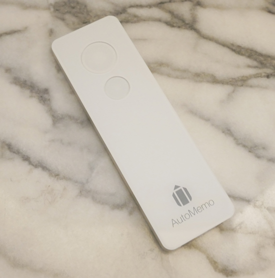 Taromayasky's tweet image. 自動でテキスト化するAIボイスレコーダーの「AutoMemo（オートメモ）」。なんと、録音した音声ファイルを自動でテキスト化。録音ファイルは専用アプリでテキストと音声のどちらでも確認できる、優れモノです。

#AutoMemo　#オートメモ　#ボイスレコーダー　#PR