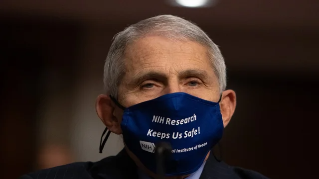 thehill's tweet photo. Fauci warns against "overreacting" to new strain, advises against banning UK flights https://t.co/bTlqVJPYSI https://t.co/UybTrOHF1t