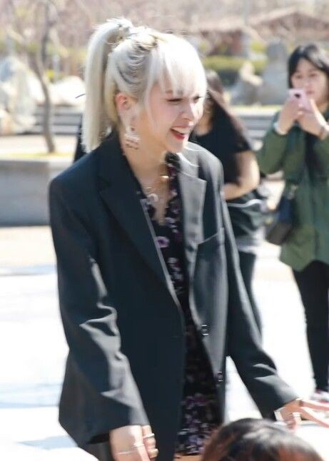 thinkjiwoo's tweet photo. remember when https://t.co/HgyYmZVVQO
