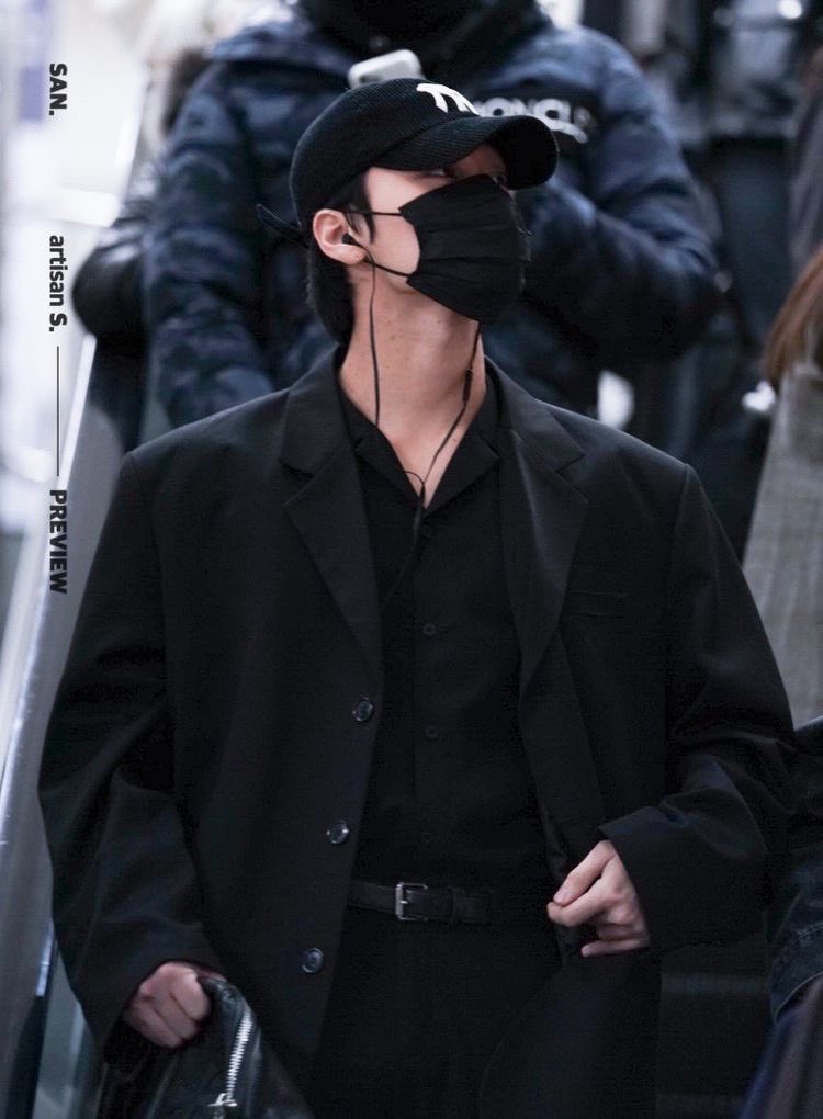CSANLOOKS's tweet photo. choi san as han seojun ? https://t.co/fufC1Xp82e