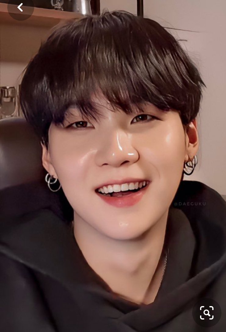 sama00945824's tweet photo. اخيراااااااااً شتاقيتتتت الههههههه 😭😭😭😭😭😭😭😭😭😭😭😭😭😭😭😭 #welcomebackyoongi https://t.co/VajlkCefvY
