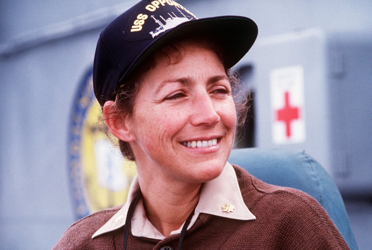 Cmdr. Darlene Iskra, U.S. Navy, retired became the first woman to command a commissioned Navy ship on Dec 27, 1990. Click the link below to read about her time as Commanding Officer of #USSOpportune and her contributions to the U.S. Navy. #WomenInTheNavy bit.ly/3ay9kr0