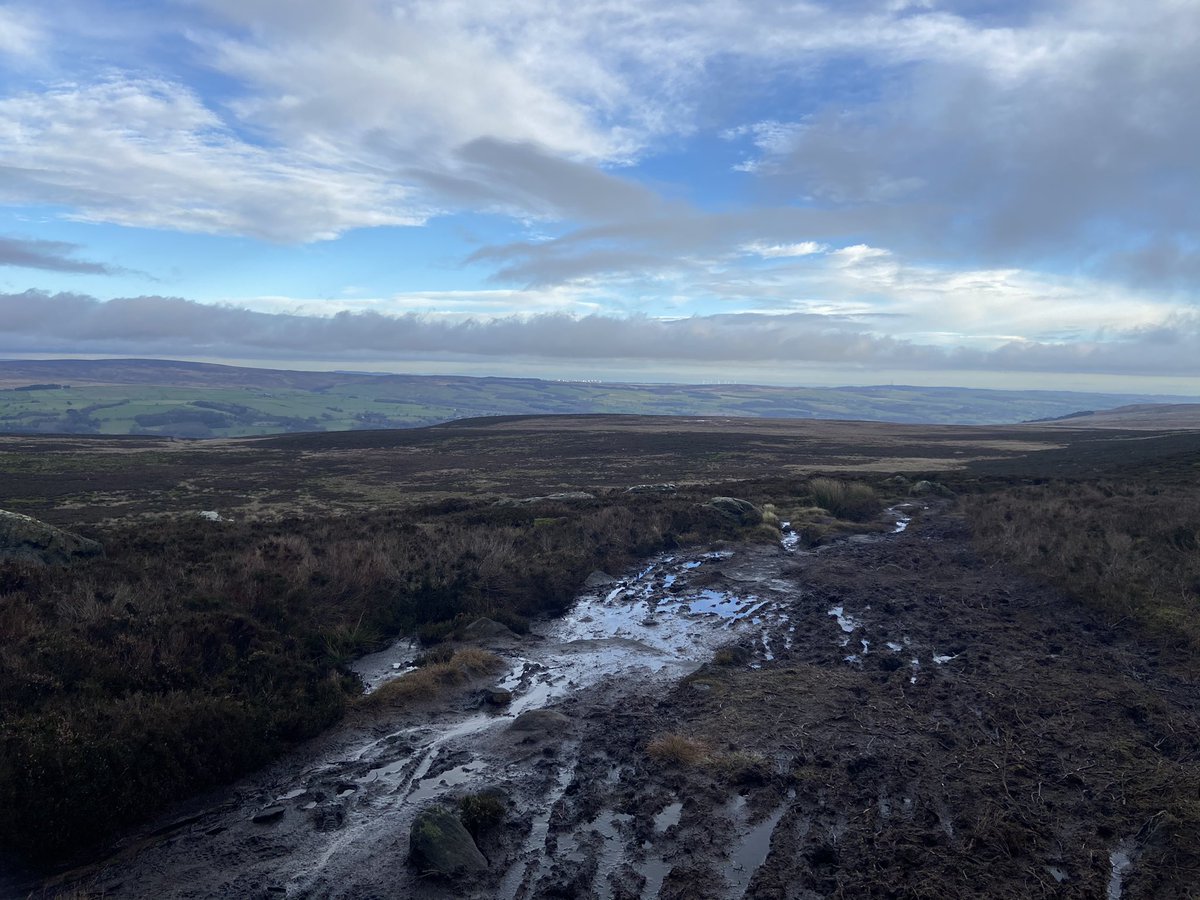 AlwaysPastoral's tweet photo. Nothing like a brisk walk in Yorkshire to blow away the cobwebs from one hell of a term... even if it was freezing! #feelinggrateful #smallthings #balance https://t.co/5mEI89CzpG