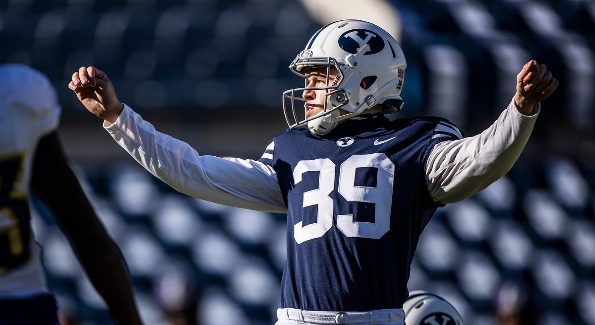 BYUCougarsPR's tweet photo. The Palm Beach County Sports Commission today named @BYUfootball sophomore @JakeOldroyd39 one of three finalists for the 2020 @LouGrozaAward Collegiate Place-Kicker Award.
Read more➡️ https://t.co/jxdBgdQuSZ
#BYUFootball #GoCougs #LouTheToe https://t.co/nXheYCQlM4