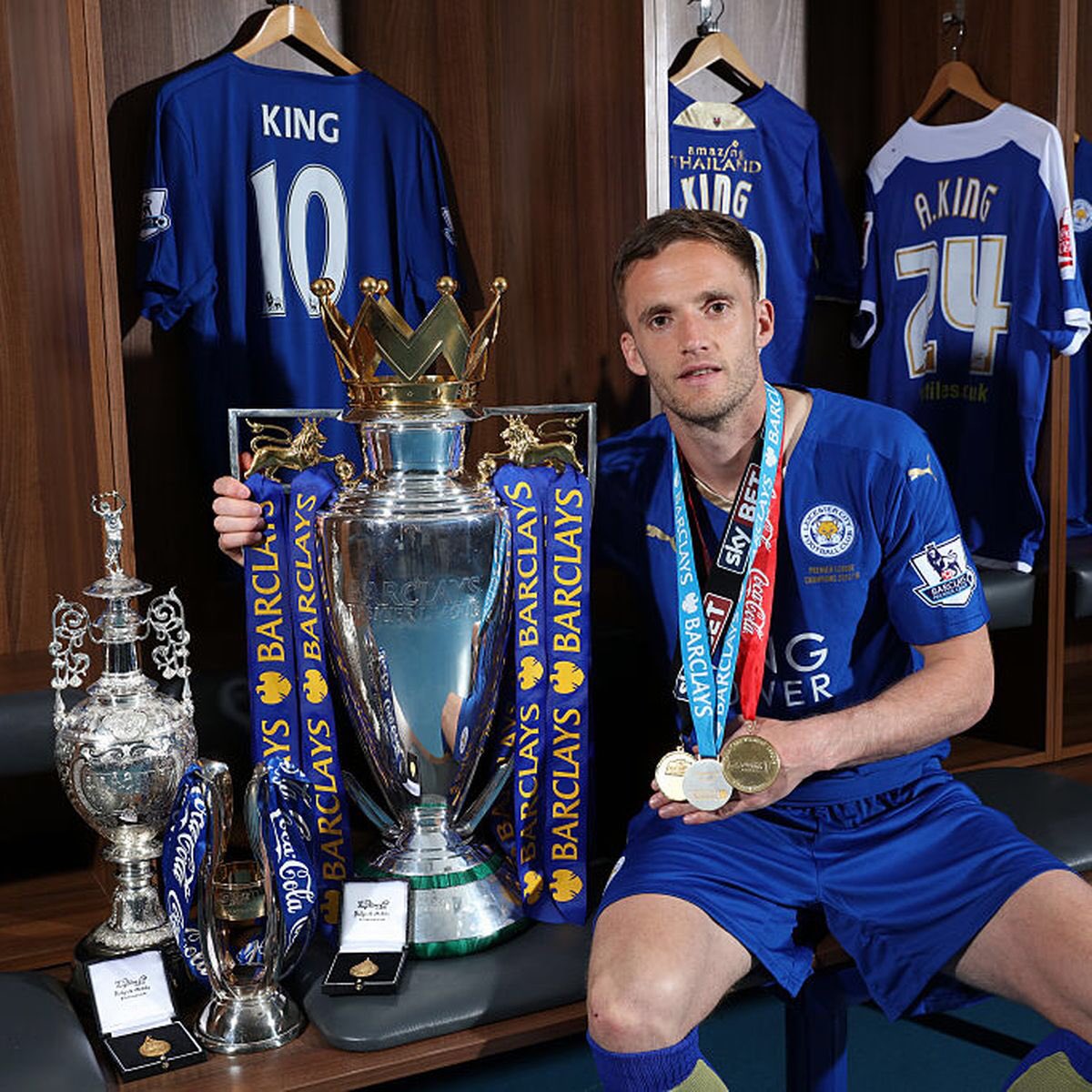 In this decade some players/ staff confirmed icon status at the club. Andy King (  @AndyKingy)