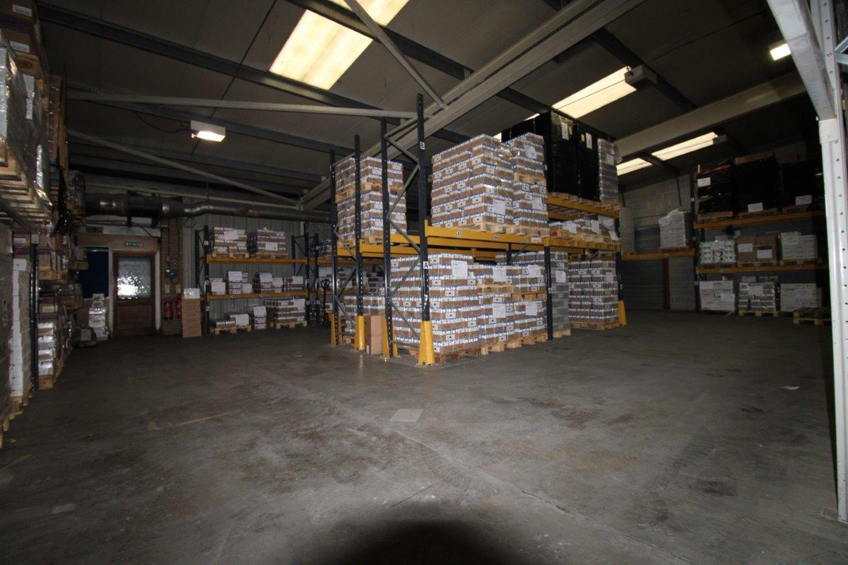 wardsurveyors's tweet photo. **TO LET - INDUSTRIAL PREMISES - 7,406 SQ FT (688.0 SQ M)**

Mid-terrace industrial unit on the well-established Sketchley Meadows Industrial Estate in #Hinckley. 

Please contact hward@wardsonline.co.uk or call 01455 251771 for further details and viewings. ✅ https://t.co/WebK3eJOoi