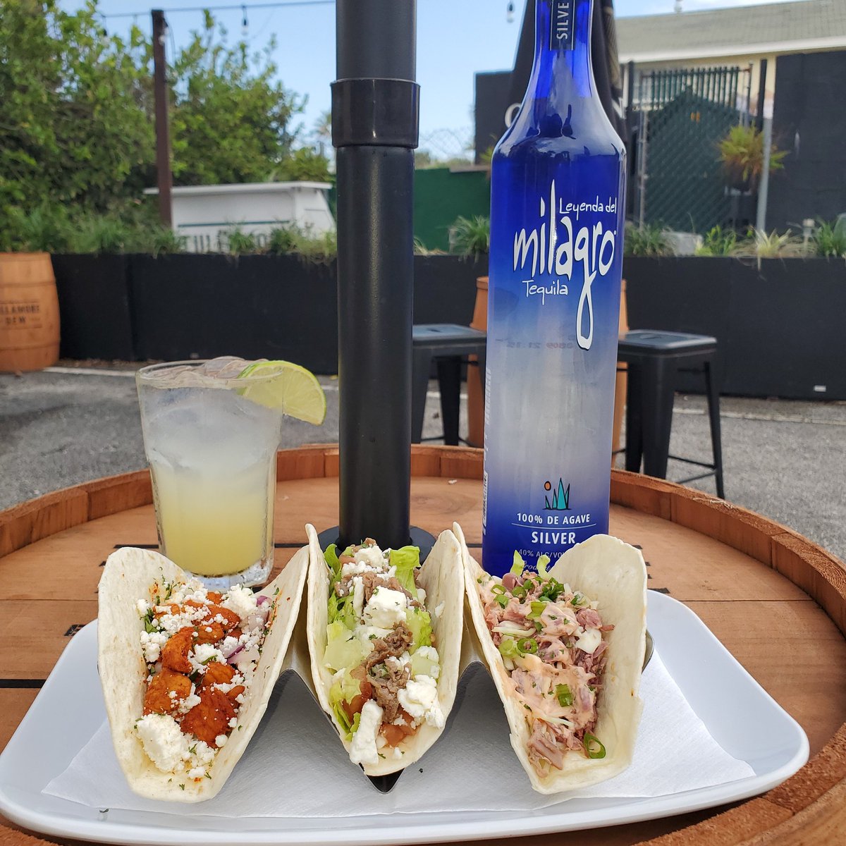 Taco Time!!

$2 Tacos + $5 Milagro 

#tacolover #jaxbeach #foodiejax #duval