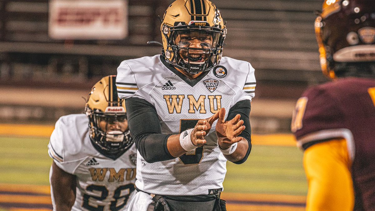 WMU_Football's tweet photo. 🐎🏈 All OVER @PFF_College's All-MAC Teams!

𝙁𝙄𝙍𝙎𝙏 𝙏𝙀𝘼𝙈
@K_Eleby5
@allaroundplays
@holleyralph
@_ajthomas5

PLUS, @allaroundplays was named PFF's Second Team All-American at returner.

🔗 https://t.co/jydwBwNNwN

#LetsRide https://t.co/yHEeXaSmJl