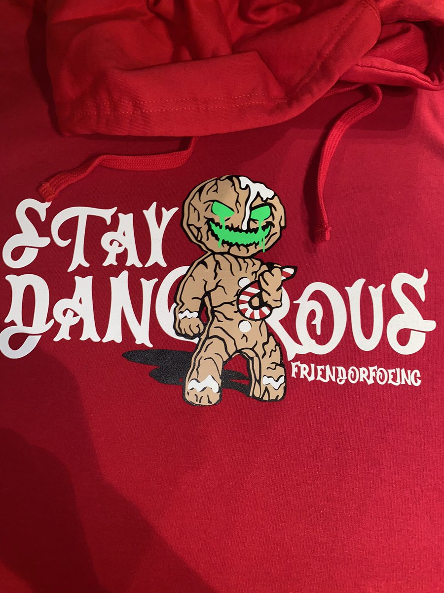 LoSkinoo's tweet photo. https://t.co/0gBQhP6OgE HAPPY HOLIDAZE DROM FRIENDORFOE 🎄💯🚨 https://t.co/aoOFA2lNsB