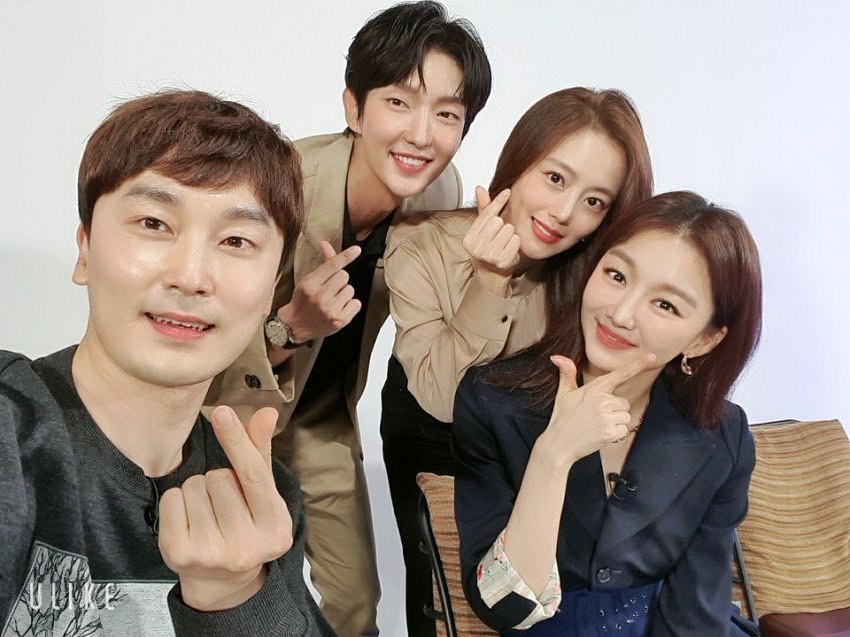 Svetlan40078718's tweet photo. The Best Korean Drama of 2020
๐น Flower of Evil (tvN) 38.33% (58,762 votes)
#์
์๊ฝ #actor #์ด์ค๊ธฐ #TheflowerOfEvil #Hallyustar #LeeJunki #superdrama #MoonChaeWon #ใคใปใธใฅใณใฎ #ๆๆบๅบ #kactor #joongi_lee #JangHeeJin #DoHaeSoo #JiWon #SeoHyunWoo
https://t.co/iXiqIi7HgO https://t.co/KbX5ZMjPmN