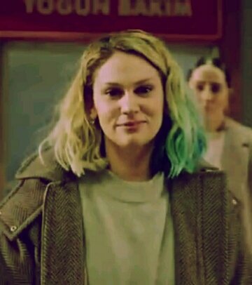 khaoula09470121's tweet photo. 😩💔
#MasumlarApartmanı #Inci #FarahZeynepAbdullah https://t.co/eILeOg0urg