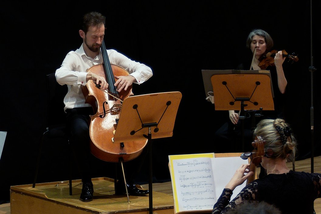 In case you missed it, 'Kupalinka' from Three Belarusian Folk Songs is available to watch for free now: youtu.be/nqMZVeiNoic

Performed by our Principal Cello <a href="/AlekseiKiseliov/">Aleksei Kiseliov</a> and composed by our Principal Horn <a href="/chrisgoughmusic/">Christopher Gough</a> 

#Kupalinka #Belarus