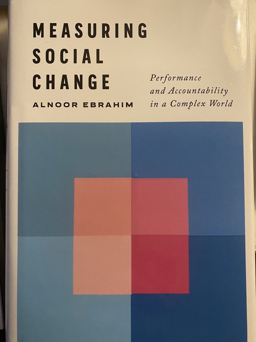 JonnaHeliskoski's tweet photo. En millään malttanut odottaa torstaihin vaan avasin oman pakettini etuajassa 🎅🏻➡️🤓 #vaikuttavuus #impactintelligence #socialchange https://t.co/u5Z8OKAKog