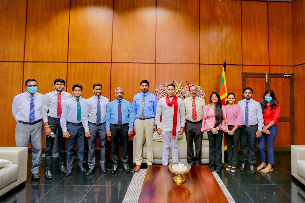 RajapaksaNamal's tweet photo. Very encouraging to see the work done by the Leo Club to support the youth throughout the years! Glad that there is a very dynamic &amp; energetic team working together with the @NationalYouthS4! Looking forward to great things from this dynamic team! https://t.co/PGunYTFXeq